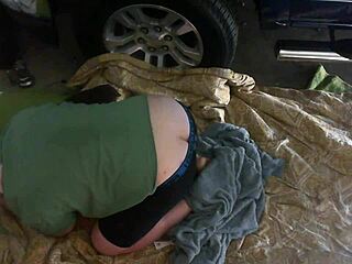 anon breeds in casual gay encounter