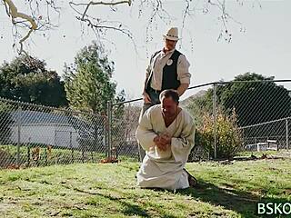 Little pornstar gets tongued in outdoor scene