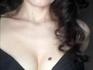 My Hot Girl Delivers a Mind-Blowing Japanese-Style Blowjob Every Time