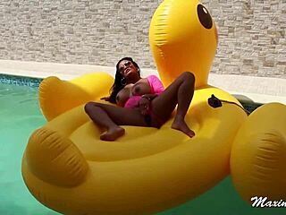 Huge Dildo Lover Maxine X Masturbates And Squirts By The Pool!