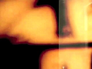 ダークランタン呈るヴィンテージ近親相姦家族の禁断秘密