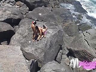 Amadores Bercinta di Pantai Umum Rio de Janeiro