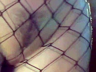 Redhead Babe Feels Intense Pleasure From Cock Sucking And Anal Ravaging