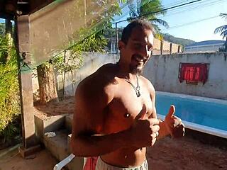 Check out Pornostars building a pool with Fada Mel, Paty Bumbum, and El Toro de Oro! 🏊