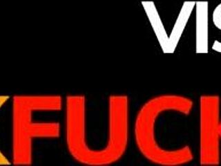 Masaj ebony senzual se transformă în sex hardcore dur cu frumusețea amatoare întunecată