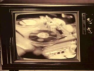 Vintage Grannies Recall the Swinging Sixties