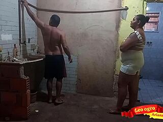 Paying the bricklayer with a big juicy ass for hard work