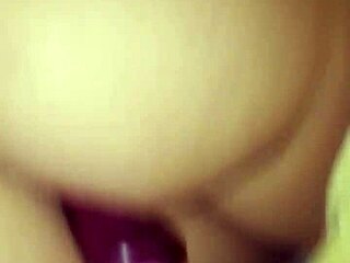 She uses anal dildo for assfucking toys