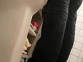 I creampie my lover with my cum all over