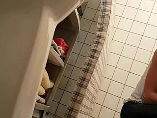 I creampie my lover with my cum all over