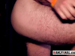 This gay hunk is riding a gloryhole cock so hard 😍