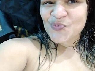 Chamada de Vídeo com Paty Bumbum