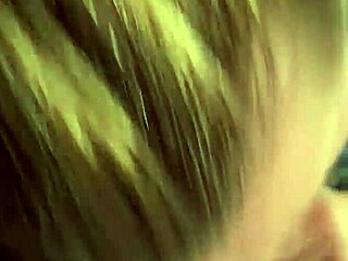 WHITE COUGAR SUCKING BBC LATE NIGHT!