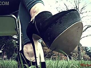 Femdom Mistress has dirty feet with shoes