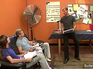 Intense Group Gay Jocks Sucking Monster Cocks Hardcore