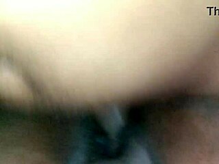 Forbidden video of a slutty married woman fucking deliciously and cumming on the dick!