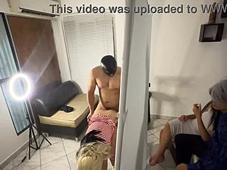 ¡OMG, mi suegro me engañó en doggy tabú, ¡qué mal!