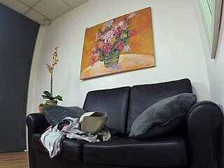 what does susanna jewel do in this casting pov interview?