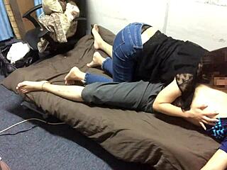 amateur couple's awkward sex 😏