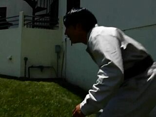 Мексикански унищожител чука милф с огромни цици Ева Карера