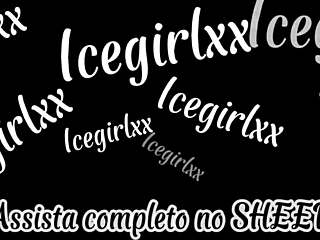 Icegirlxx gives blowjob to well-endowed cousin before aunt arrives