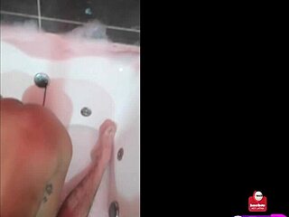 Neighbor Proposes Bareback Fuck For Money While Husband Works In Medellin