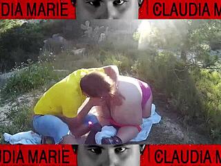 La Gorda Se Mete Galletas Por El Coño Y Luego Su Amigo Gay Se Las Come En Este Coño Cabe De Todo