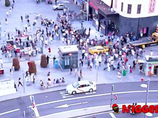 Mand, jeg kan ikke tro Sofia Santana fik anal på balkonen for alle at se!