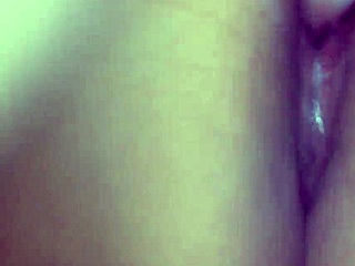 Trojka z ljubimcem in kuckold možem deljena kurba pička sesanje