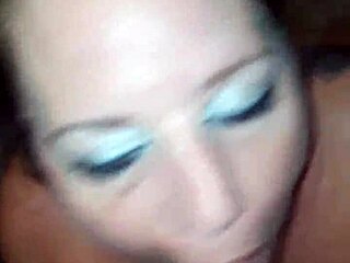 Sexy MILF's Passionate Fuck with Young Boyfriend in Hot Tub