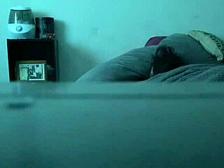 Hey, this cheating pawg teen begged me to eat her out!