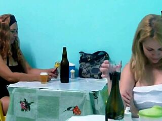 Suruba no boteco with safadas and amigos in wild bar action complete on xvideos red