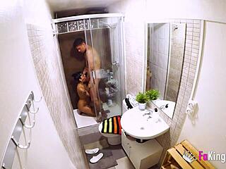 Dulce adolescente de 18+ Moli Myers se vuelve salvaje, cabalgando como leona sola sin ser vista