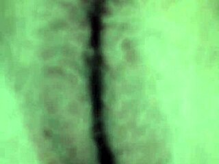 hey, look at that pussy open wide