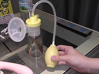 Hentai sin censura con putas asiáticas cachondas chupando y a lo perrito