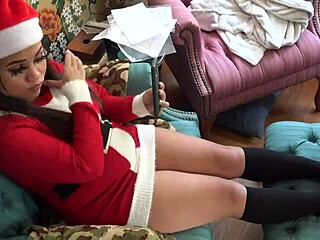 Baking christmas cookies boldly