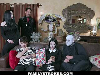 Hey, wanna join Adams fam for sexy BBW action with Audrey Noir and Kate Bloom?