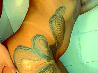 cavalgando nesse pau gostoso encheu minha buceta de leite