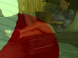 Sirenita fuentes and helena danae lesbian dildo scene