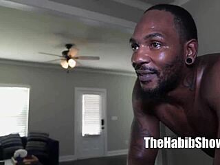 Cameron Cox intensely licks and worships big ass in quickie