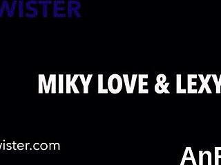 flirty lesbo sex kittens fisting and spreading those snatches and anals