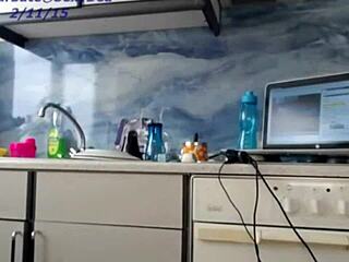 Watch Babe Sexydea squirt wildly during solo masturbation on live webcam! So sexy!