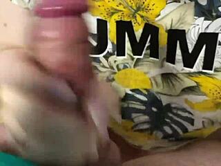 Two Blowjobs Lead To Cumshot Twice In Mouth