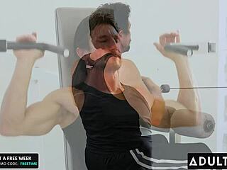 Jessica Ryan Secretly Fucks Buff Brother-In-Law At Gym