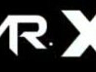 Fashionbusiness looks at panties in this anime game