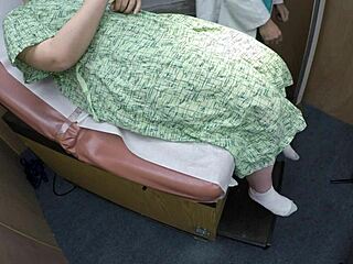 violet c, i love this vag pump pov