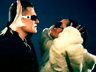 هل هذا فيديو موسيقي رسمي غير محظور مع رقص؟