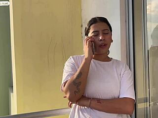 probando la polla de mi hermanastro tan rica