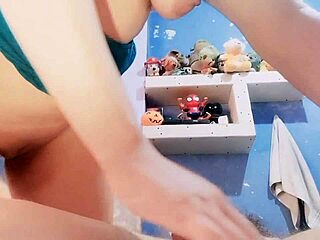 라티나 계모가 콘돔 없이 박힘