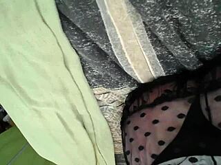 Dawnskye1962 a mature goddess in a collection of 1067 clips of seductive kisses, titillation